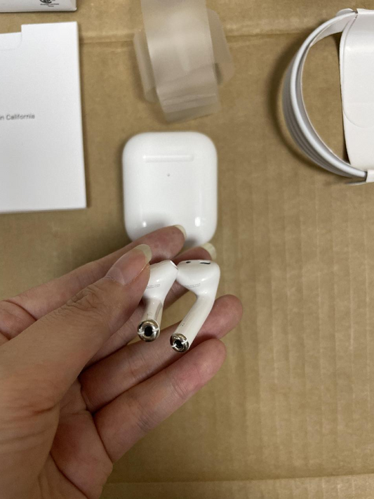 AIRPODS 2