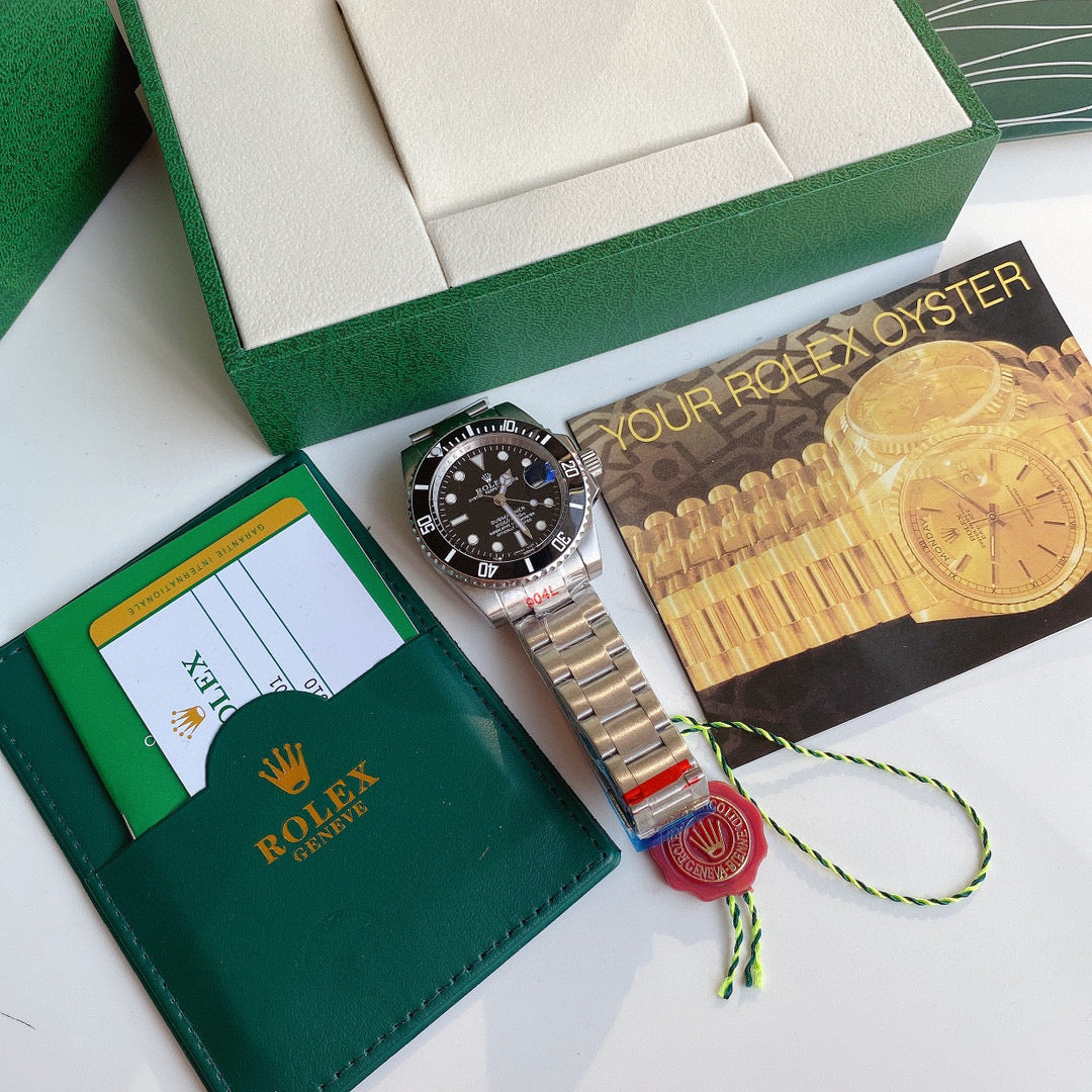 ROLEX SUBMARINER