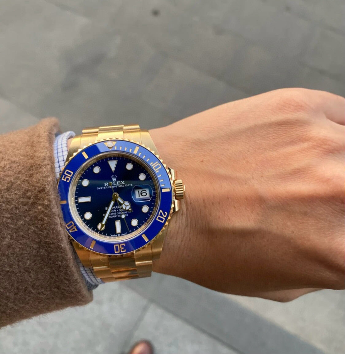 ROLEX SUBMARINER GOLD/BLUE