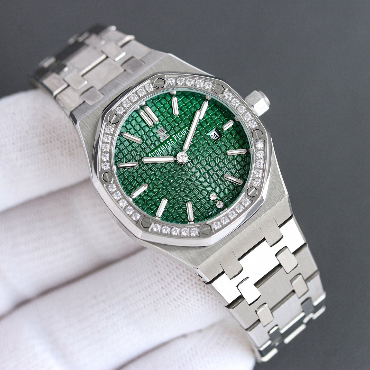 AUDEMARS PIGUET DIAMONDS
