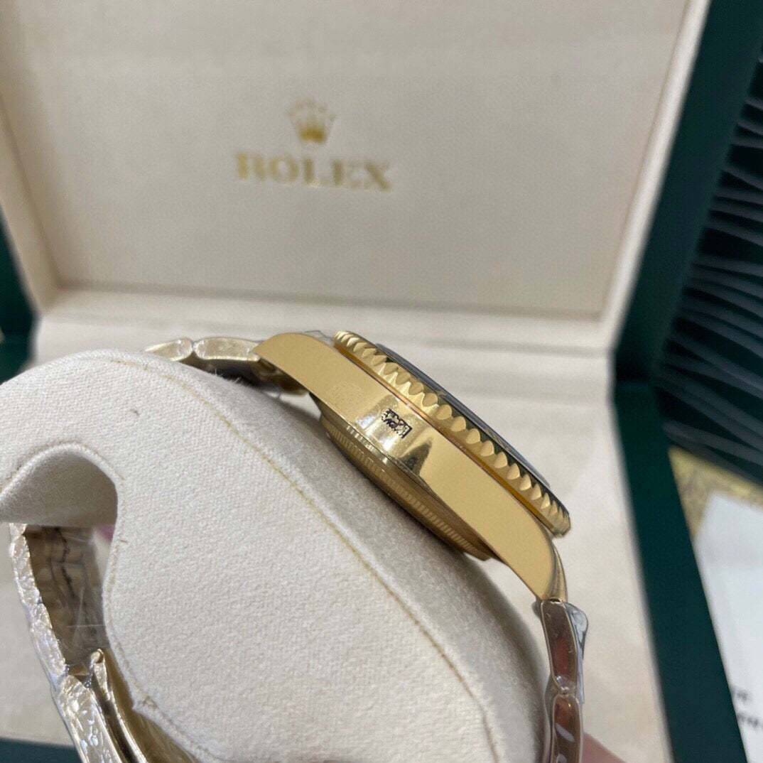 ROLEX GOLD BLACK