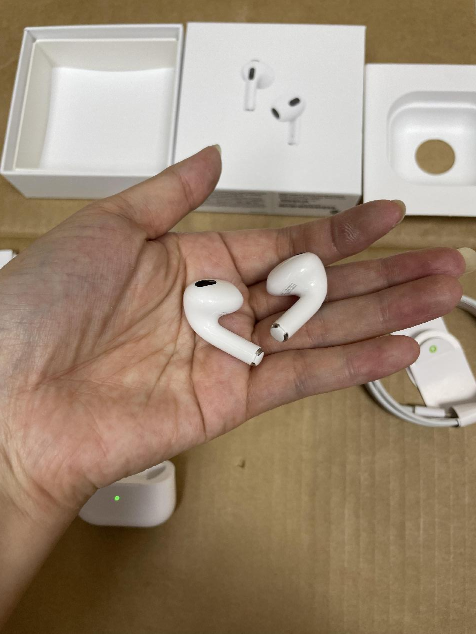 AIRPODS 3