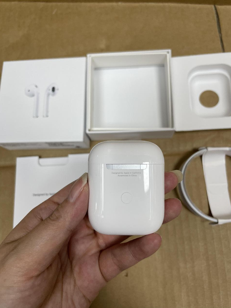 AIRPODS 2