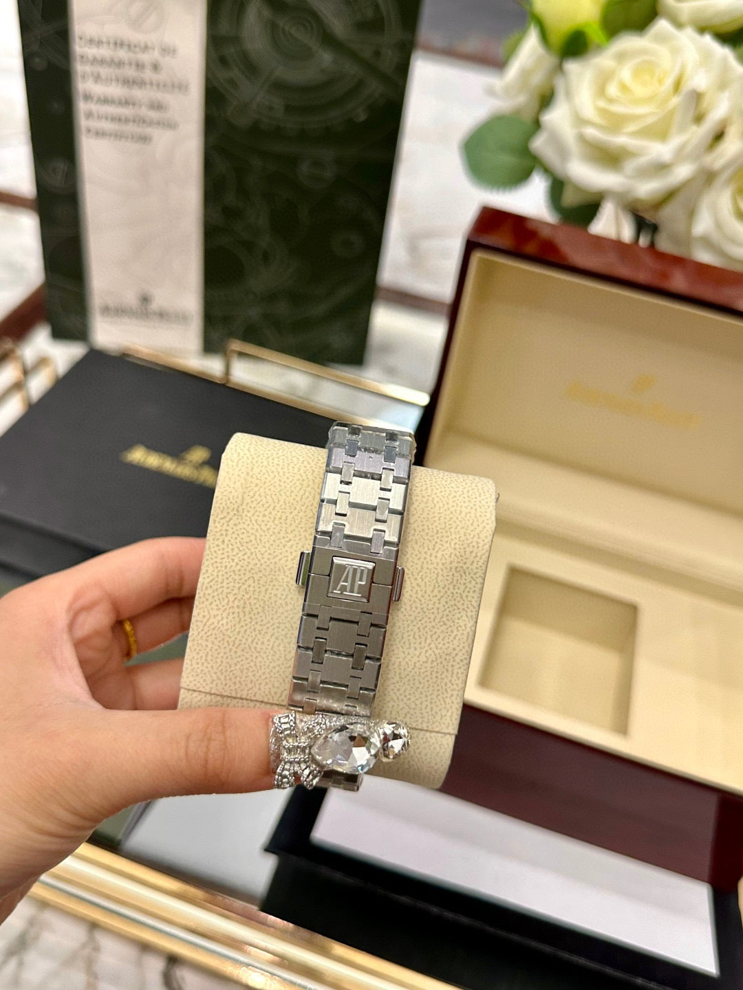 AUDEMARS PIGUET DIAMONDS DIAL
