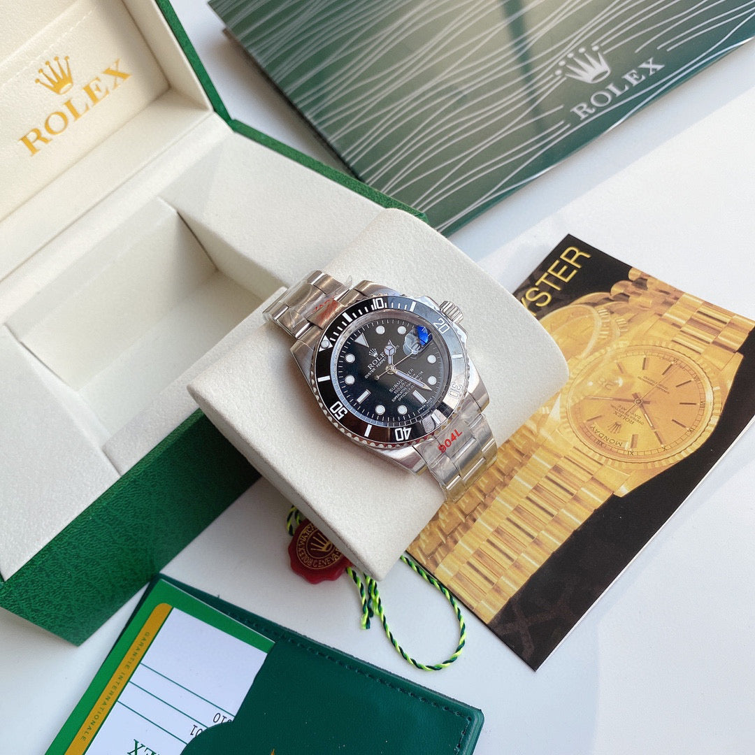 ROLEX SUBMARINER